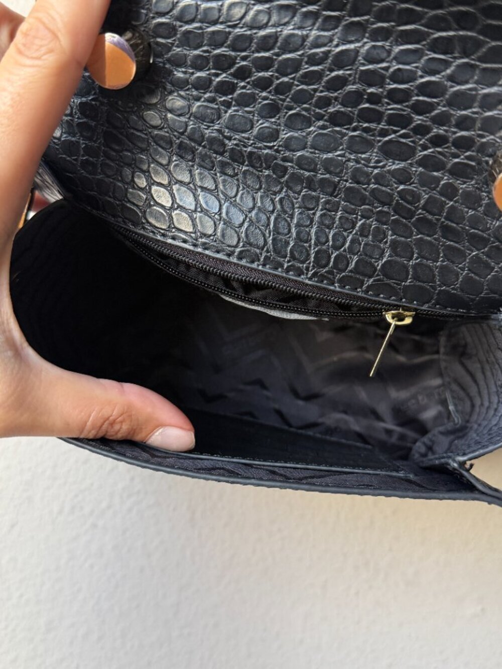 Olga Berg Nadia Black Croc Embossed Top Handle Bag - Picture 7 of 7